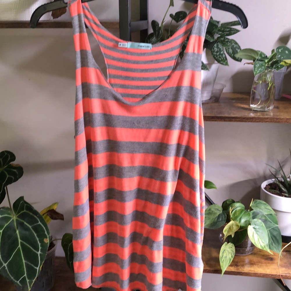 Razorback tank